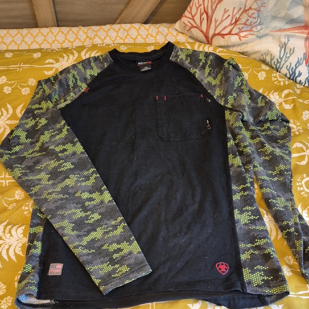 NWOT Ariat FR Black Crewneck Shirt with Green Camo Sleeves